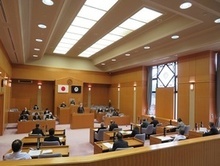 本会議中