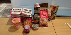 12月24日のフードドライブでご寄付いただいた食品等です。