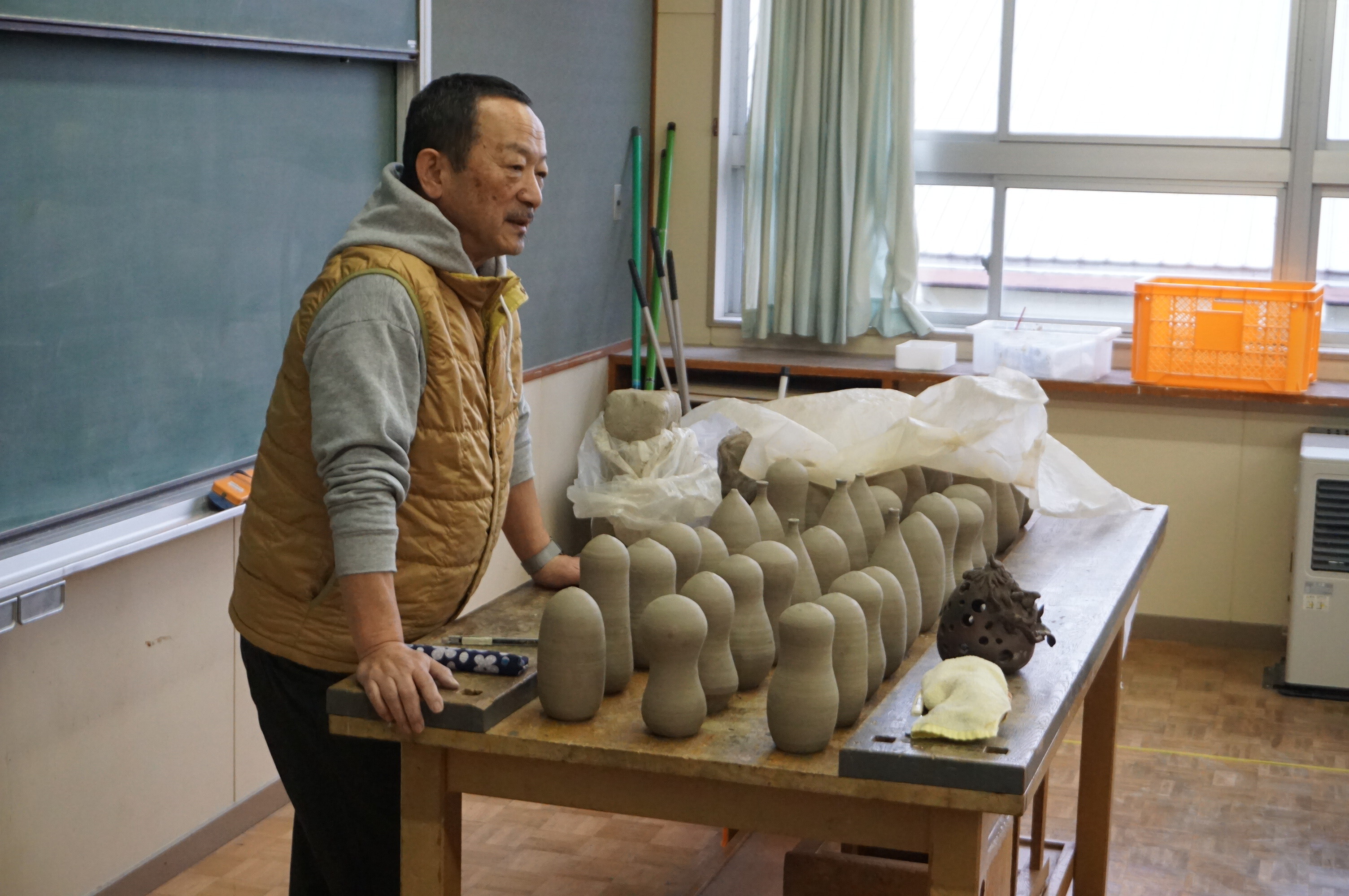 2025年12月10日(水) 焼き物づくりに挑戦 - 新潟県田上町